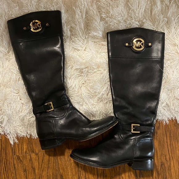 🤩Michael Kors boots🤩 accepting offers ‼️ - Picture 11 of 12